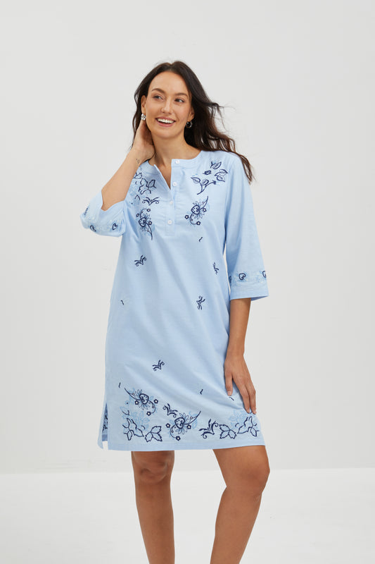 EMBRODERED DRESS